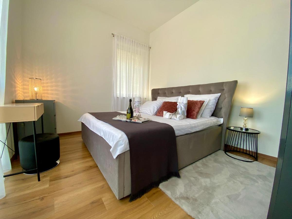 شقة Apartman Sogni D'Oro بولا المظهر الخارجي الصورة