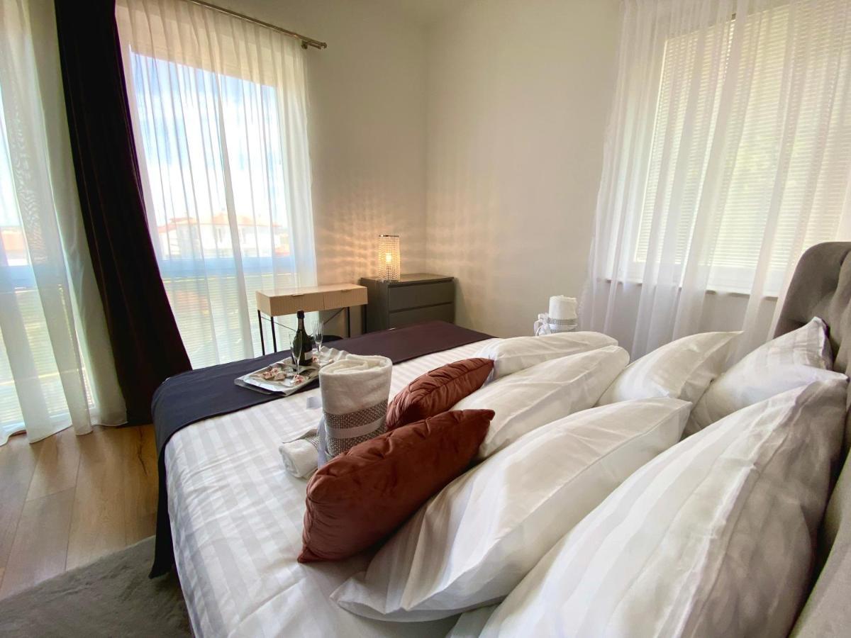 شقة Apartman Sogni D'Oro بولا المظهر الخارجي الصورة
