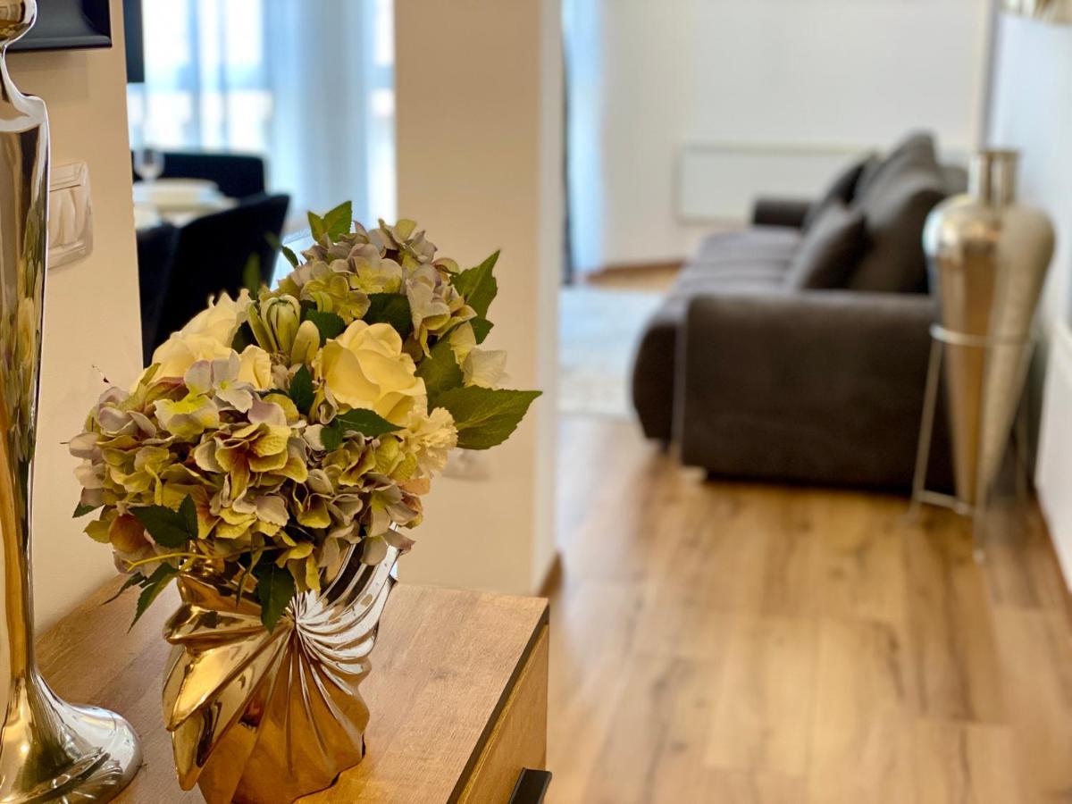 شقة Apartman Sogni D'Oro بولا المظهر الخارجي الصورة